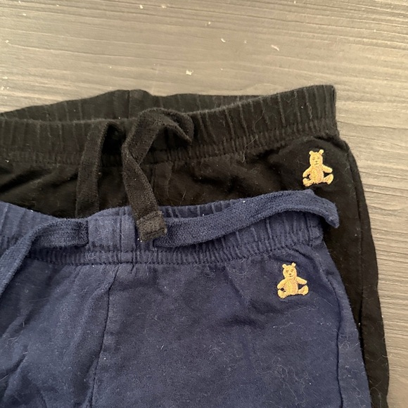 GAP Kids Navy and Black Shorts Set - Picture 3 of 4